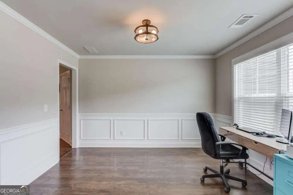 242 Lokeys CIR Bethlehem, GA 30620