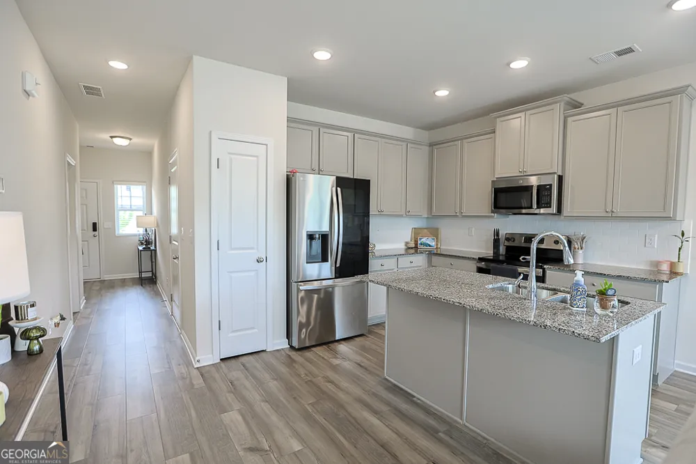 84 Regent PARK Hoschton, GA 30548