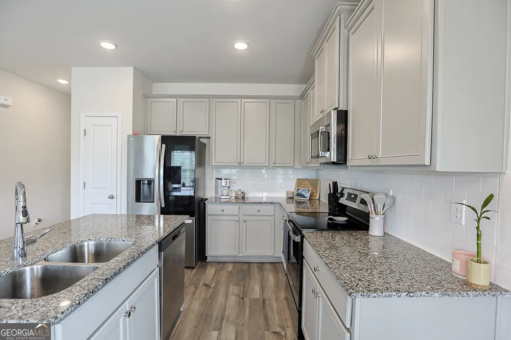 84 Regent PARK Hoschton, GA 30548