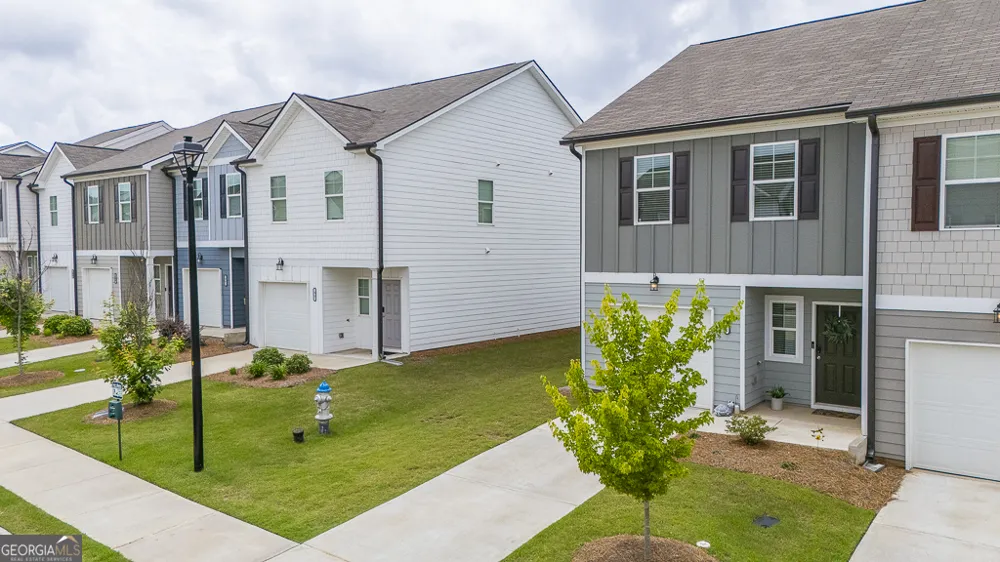 84 Regent PARK Hoschton, GA 30548