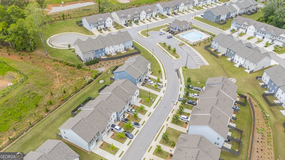 84 Regent PARK Hoschton, GA 30548