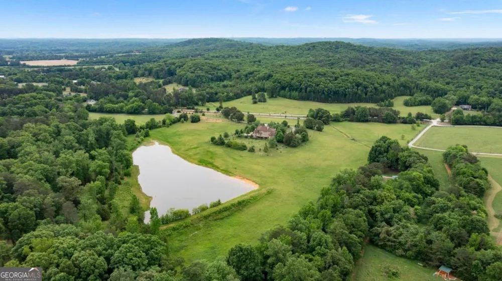 10 Mountain Breeze RD Taylorsville, GA 30178
