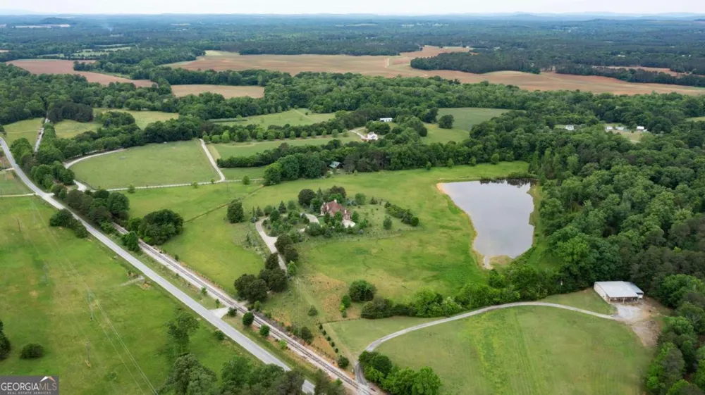 10 Mountain Breeze RD Taylorsville, GA 30178