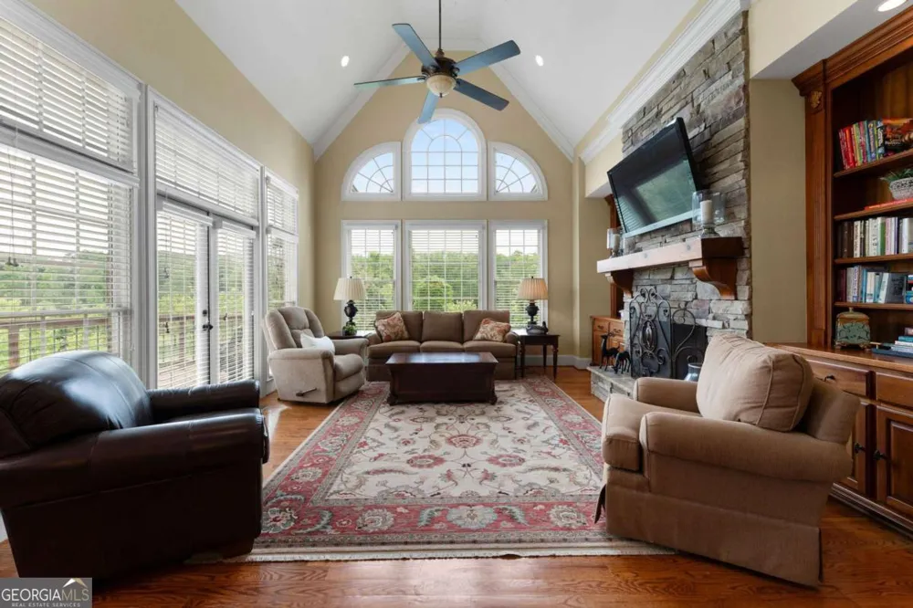 10 Mountain Breeze RD Taylorsville, GA 30178