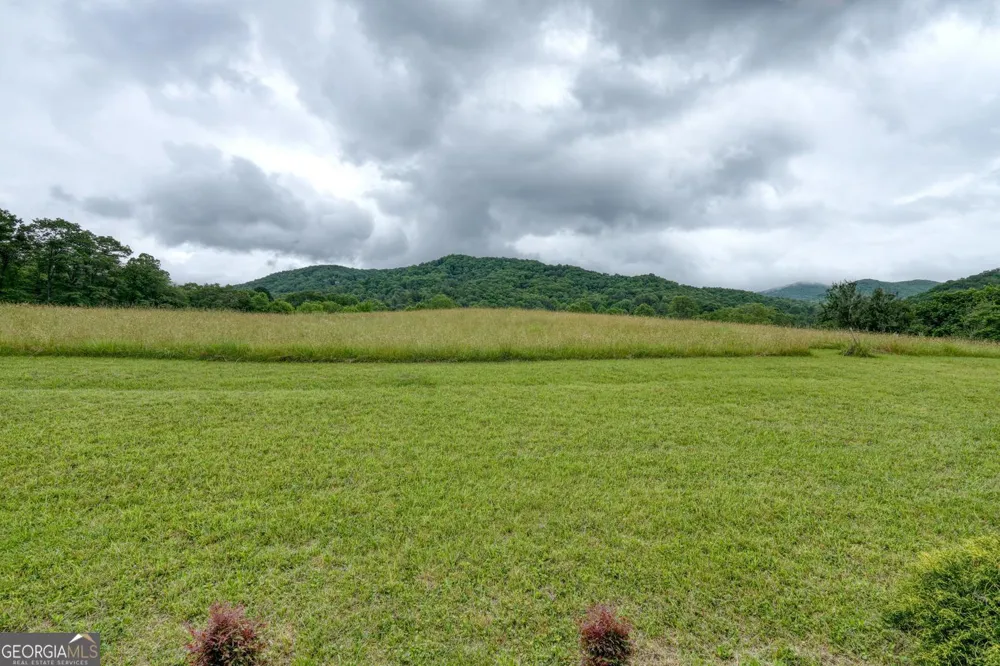 568 Parks RD Hiawassee, GA 30546