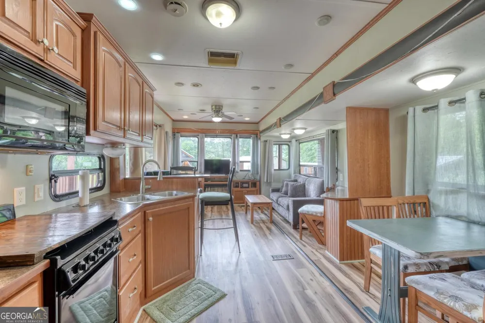 568 Parks RD Hiawassee, GA 30546