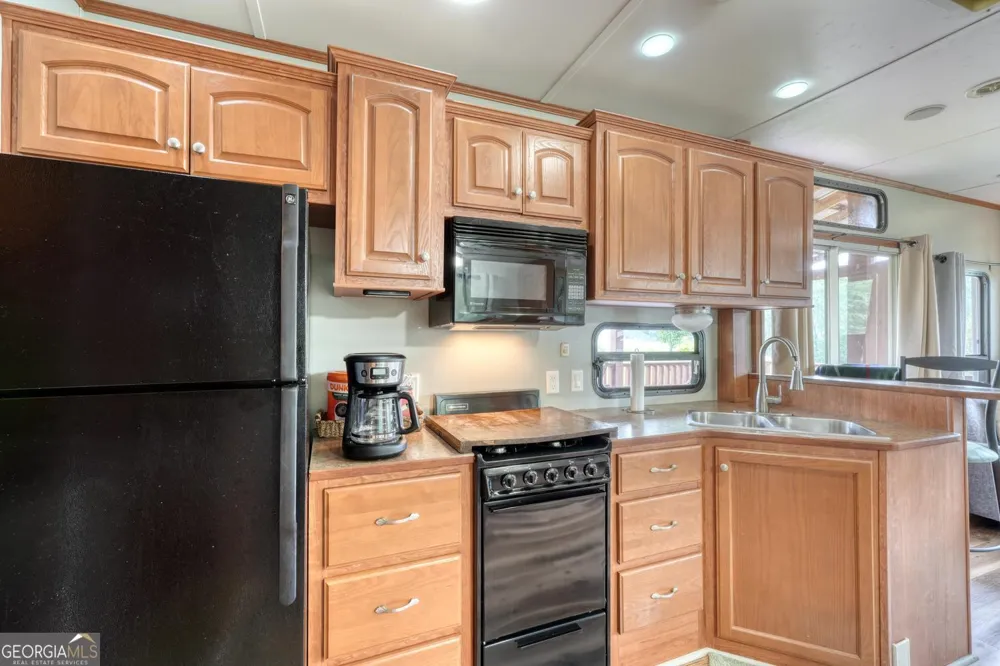 568 Parks RD Hiawassee, GA 30546
