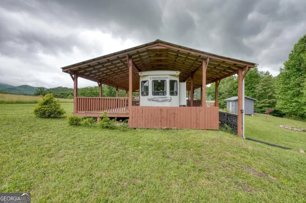 568 Parks RD Hiawassee, GA 30546