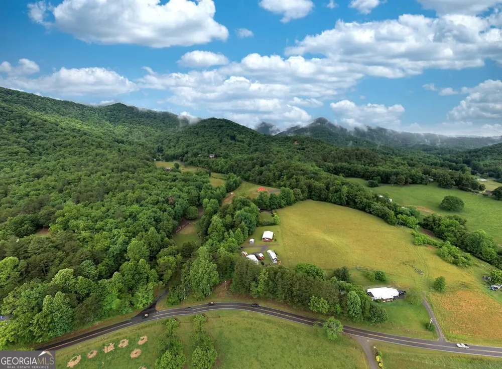 568 Parks RD Hiawassee, GA 30546