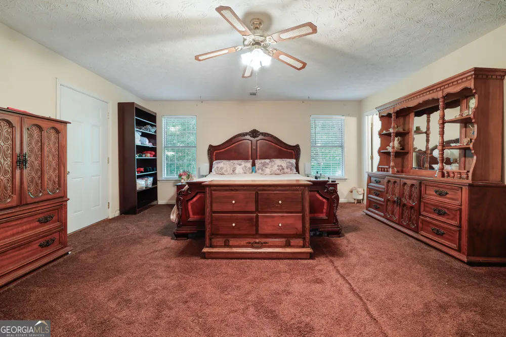 2433 Bear Creek RD Statham, GA 30666