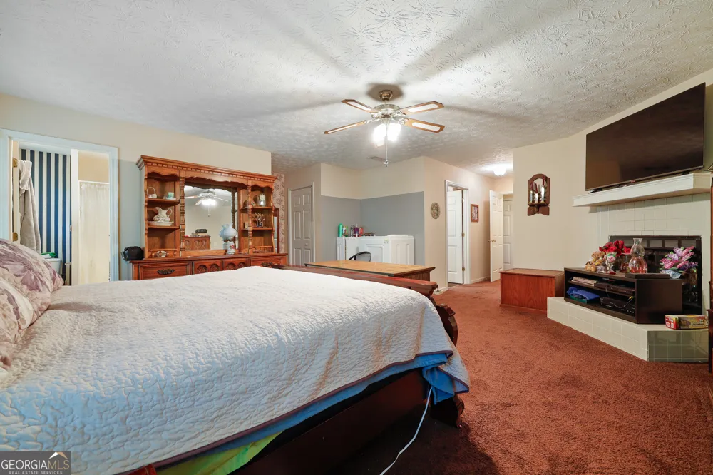 2433 Bear Creek RD Statham, GA 30666