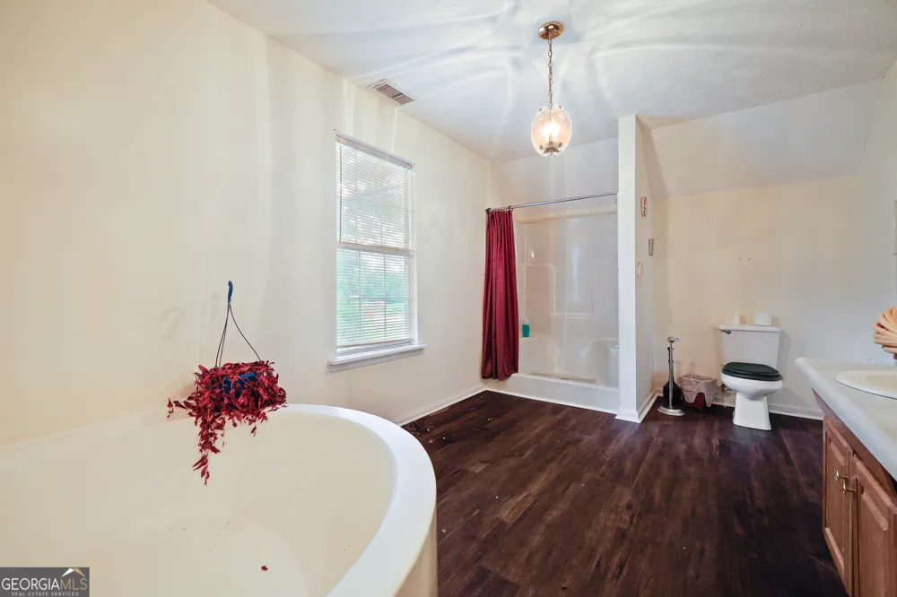 2433 Bear Creek RD Statham, GA 30666