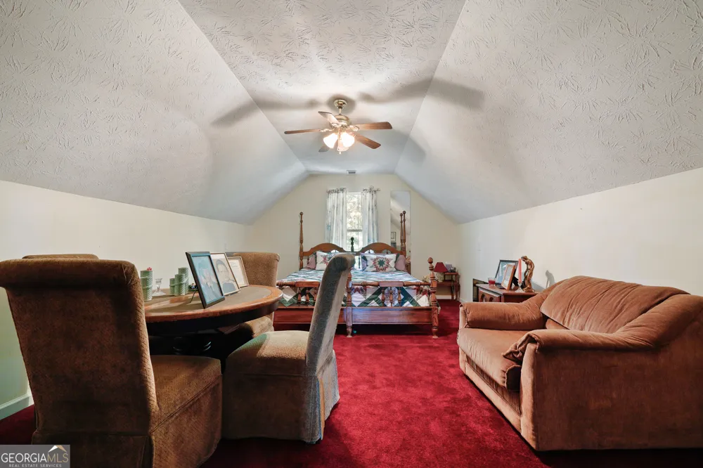 2433 Bear Creek RD Statham, GA 30666