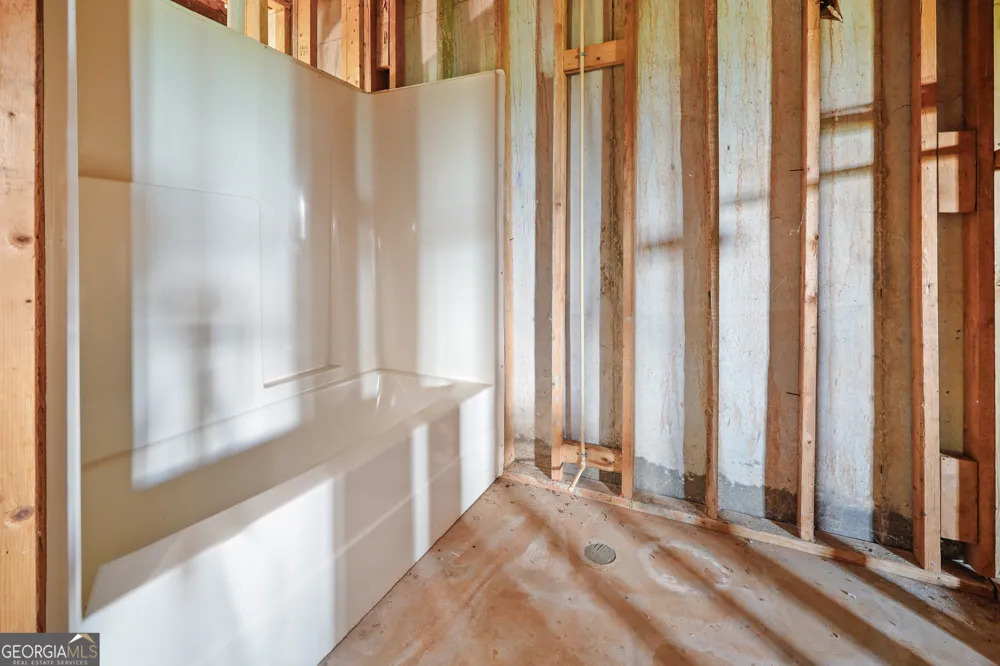 2433 Bear Creek RD Statham, GA 30666