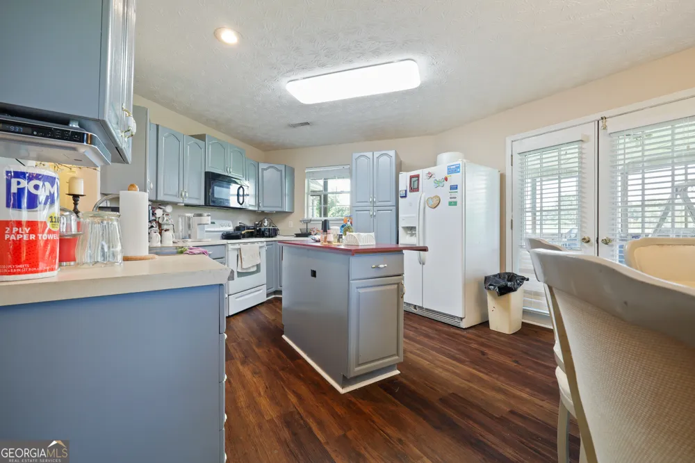 2433 Bear Creek RD Statham, GA 30666