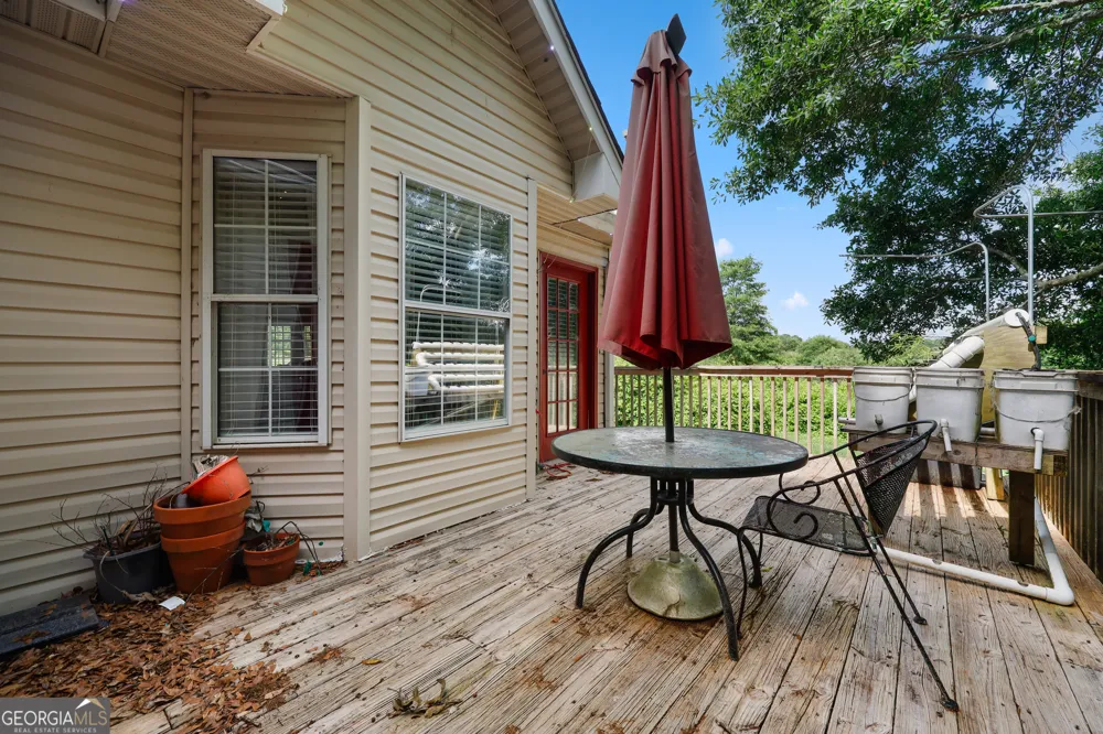 2433 Bear Creek RD Statham, GA 30666