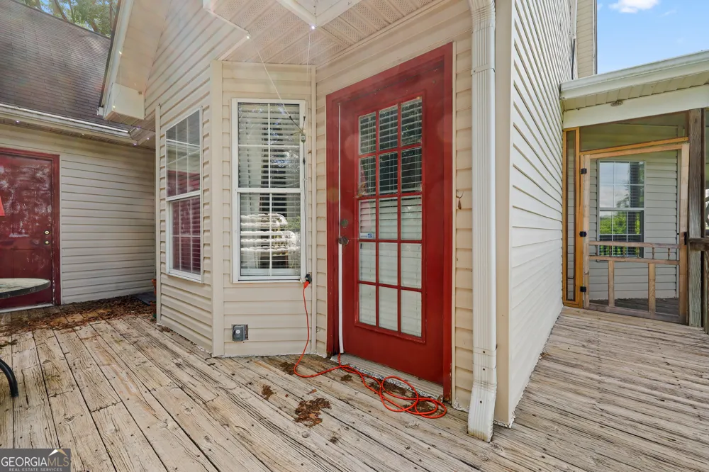 2433 Bear Creek RD Statham, GA 30666