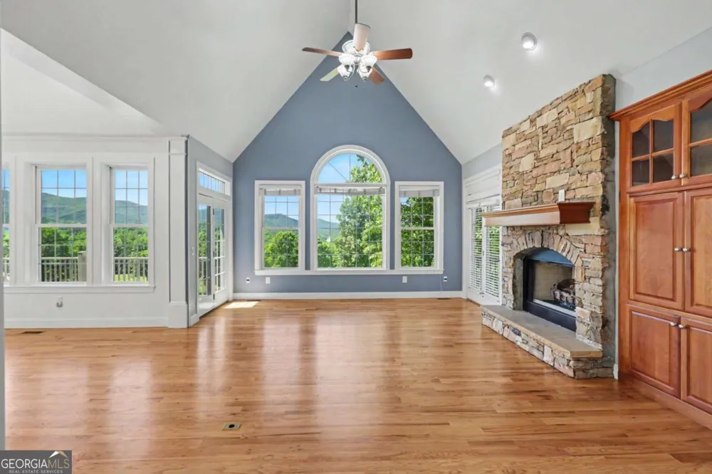 1193 Pine Log RD Warne, NC 28909