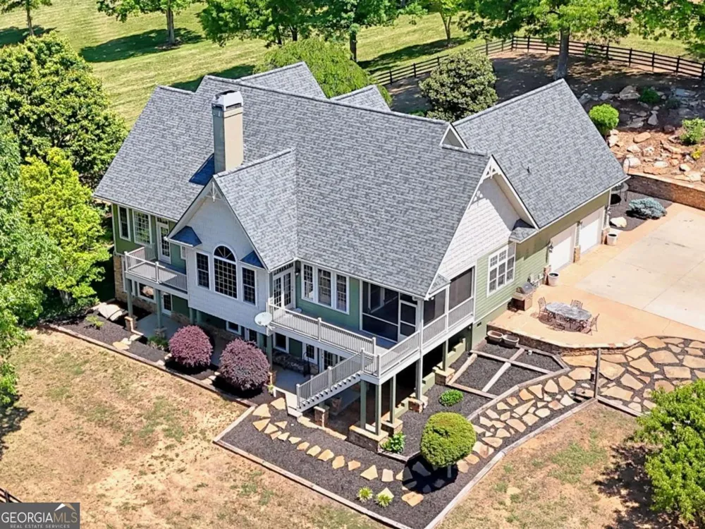 1193 Pine Log RD Warne, NC 28909