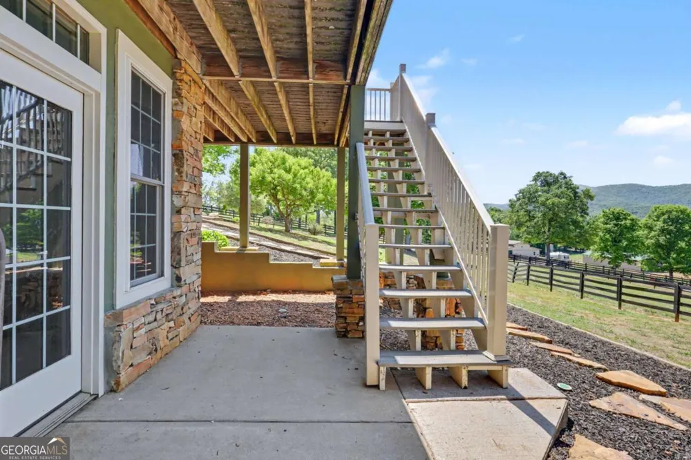 1193 Pine Log RD Warne, NC 28909