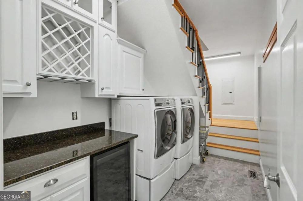 1193 Pine Log RD Warne, NC 28909