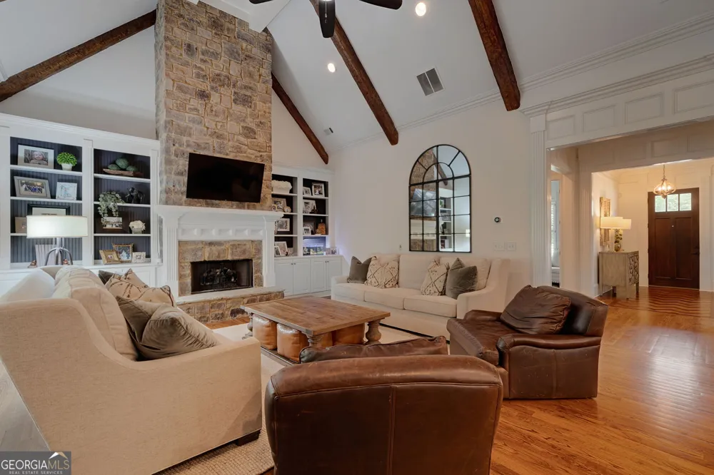 1774 Gentry LN Statham, GA 30666