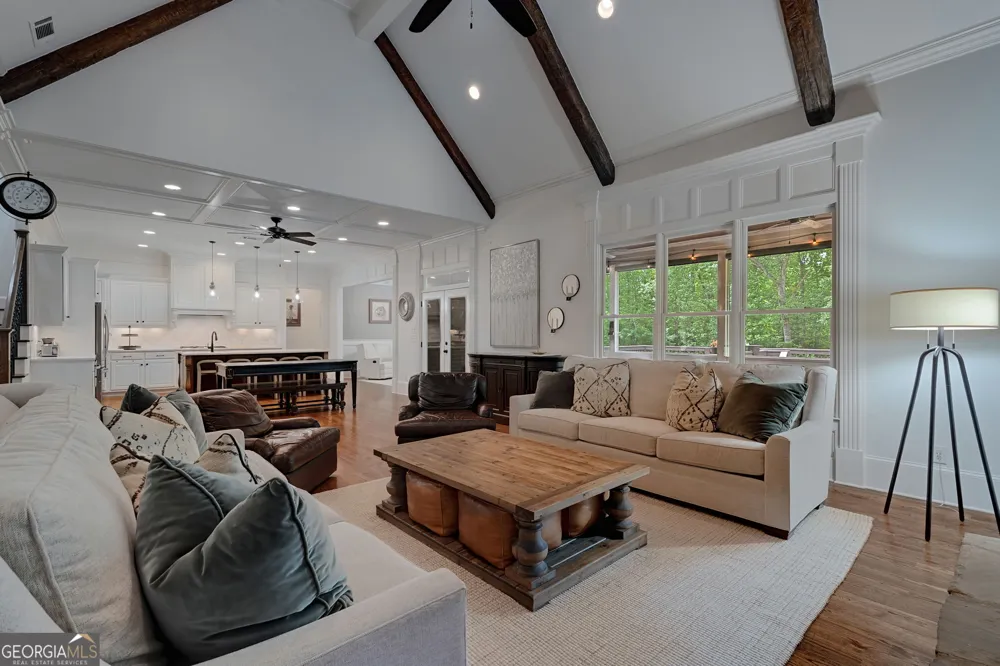1774 Gentry LN Statham, GA 30666