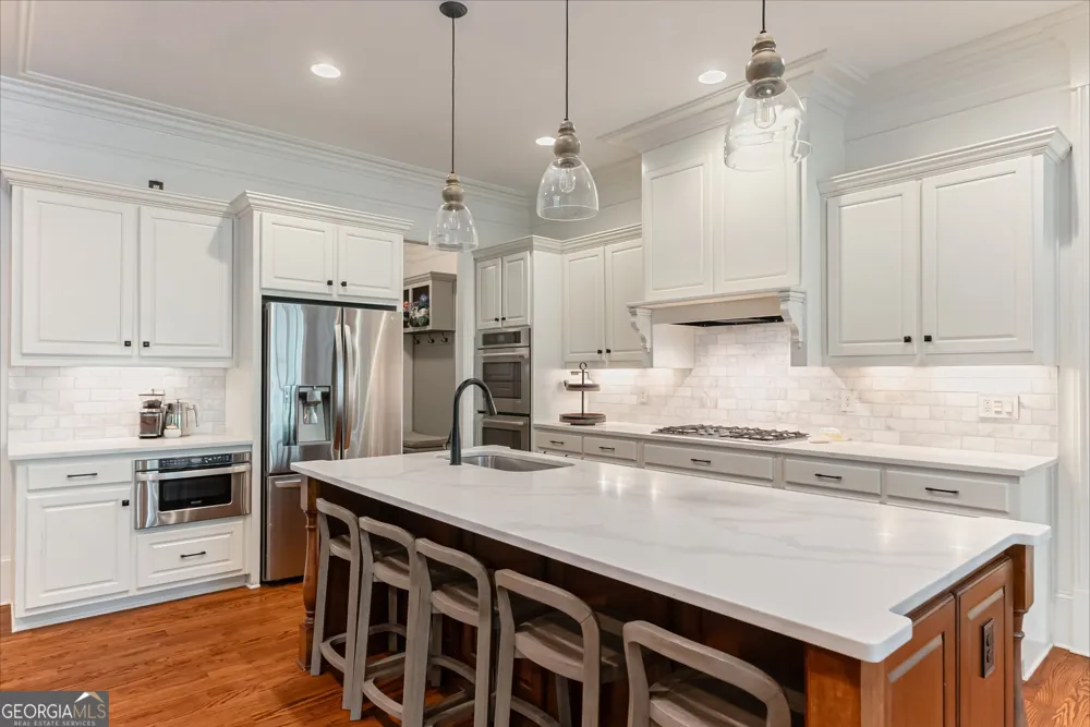 1774 Gentry LN Statham, GA 30666