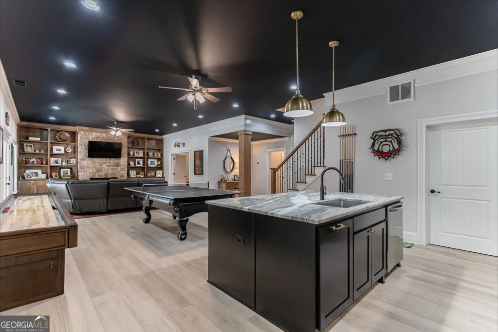 1774 Gentry LN Statham, GA 30666