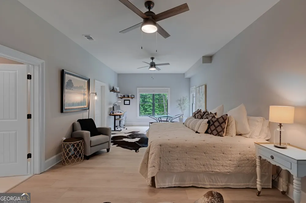 1774 Gentry LN Statham, GA 30666