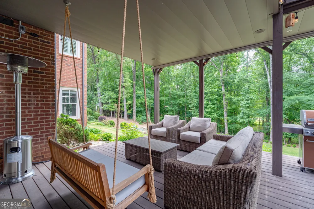 1774 Gentry LN Statham, GA 30666