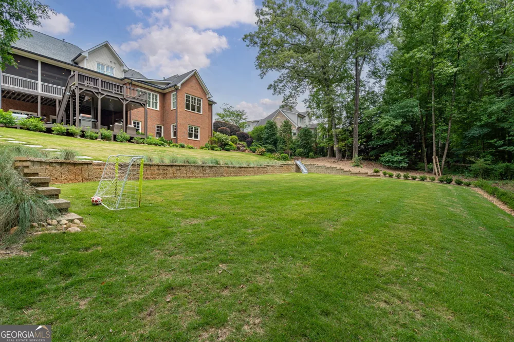 1774 Gentry LN Statham, GA 30666