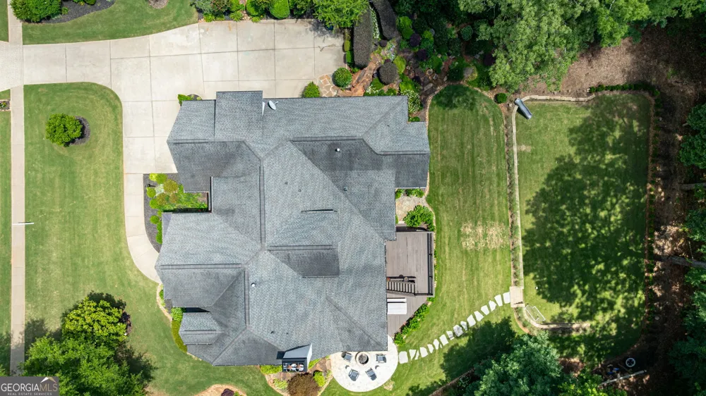 1774 Gentry LN Statham, GA 30666