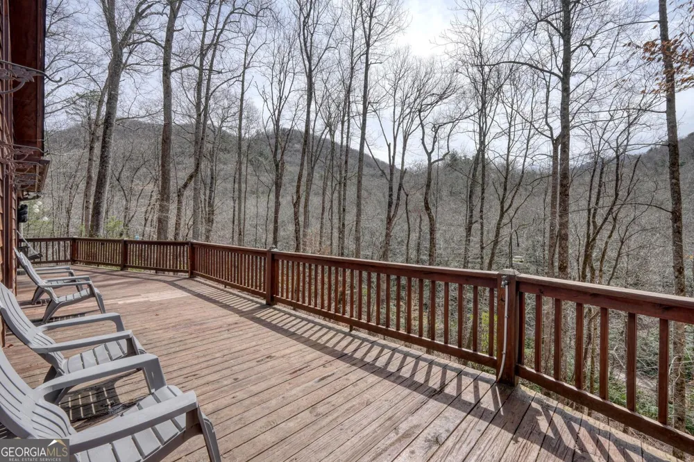 575 Carolina Springs LN Franklin, NC 28734