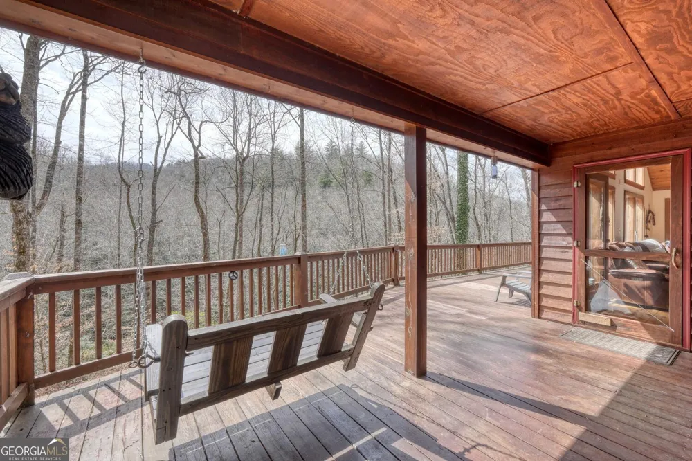 575 Carolina Springs LN Franklin, NC 28734