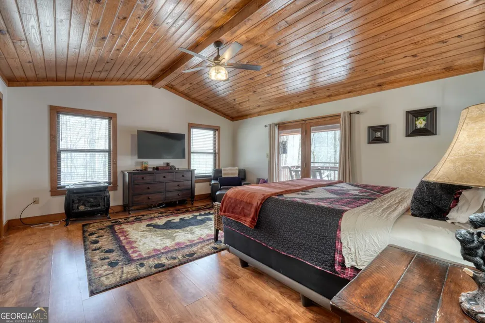 575 Carolina Springs LN Franklin, NC 28734
