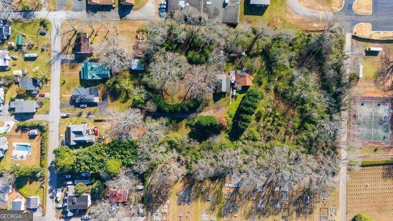 101 E Chambers ST Forsyth, GA 31029