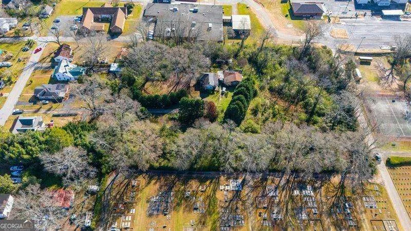 101 E Chambers ST Forsyth, GA 31029