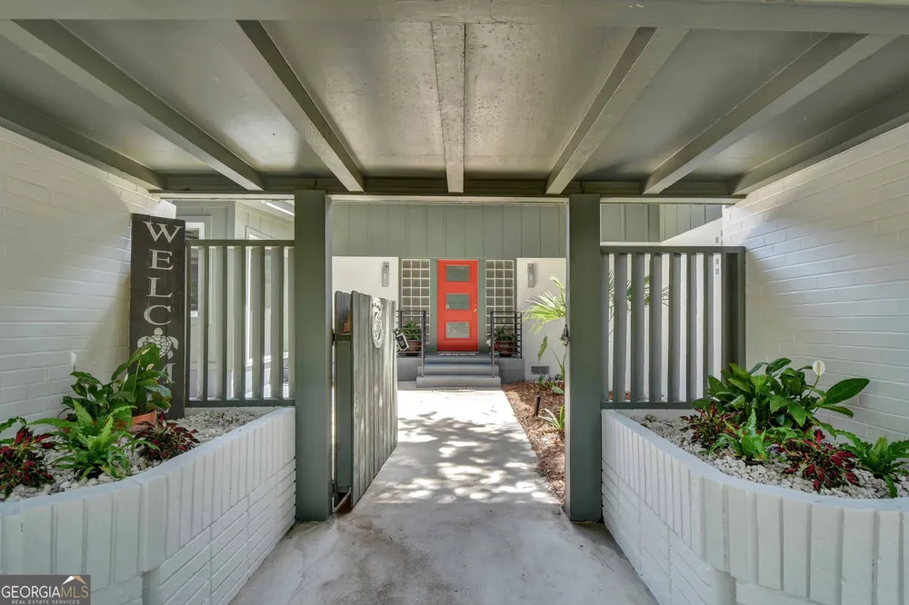 101 Druid Oaks LN St. Simons, GA 31522