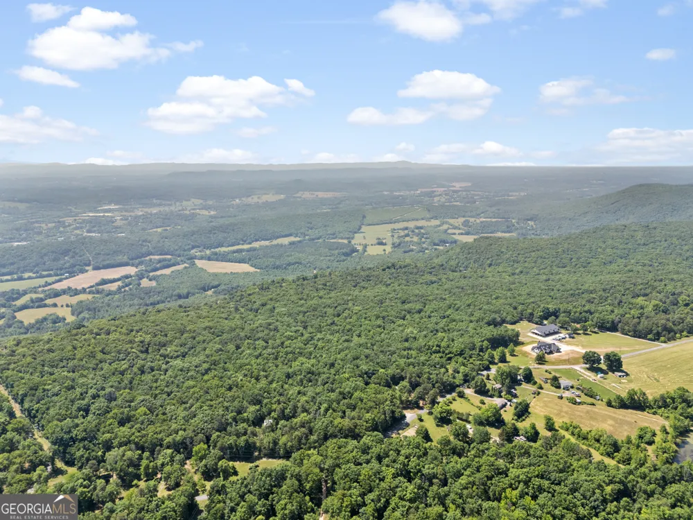 5 S Brow DR Menlo, GA 30731