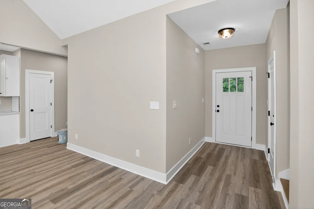 54 Melville Brown RD Williamson, GA 30292