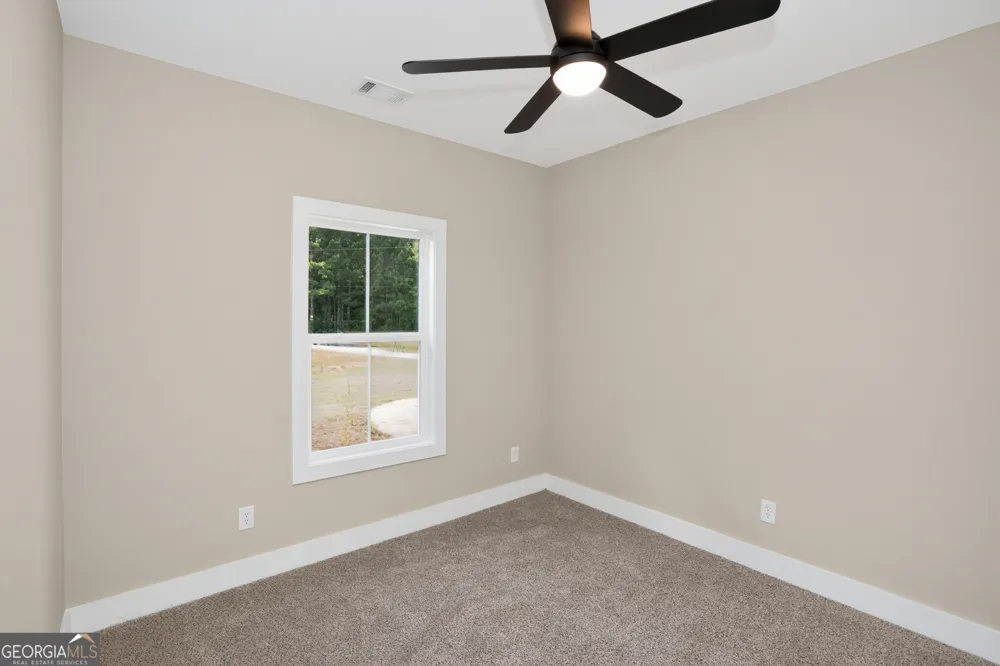 54 Melville Brown RD Williamson, GA 30292
