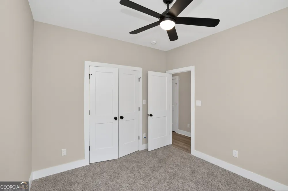 54 Melville Brown RD Williamson, GA 30292