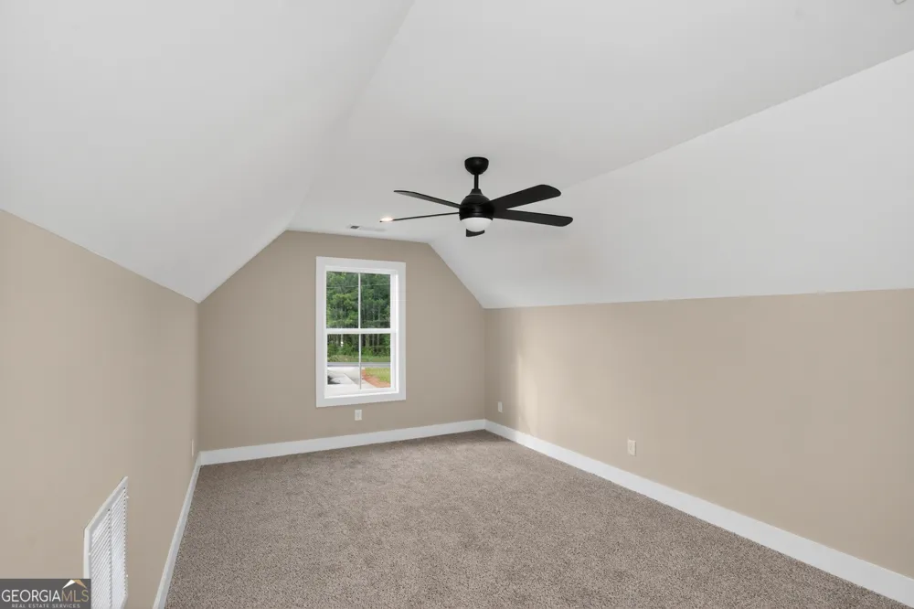 54 Melville Brown RD Williamson, GA 30292