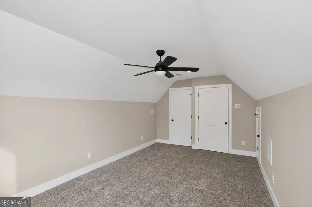 54 Melville Brown RD Williamson, GA 30292