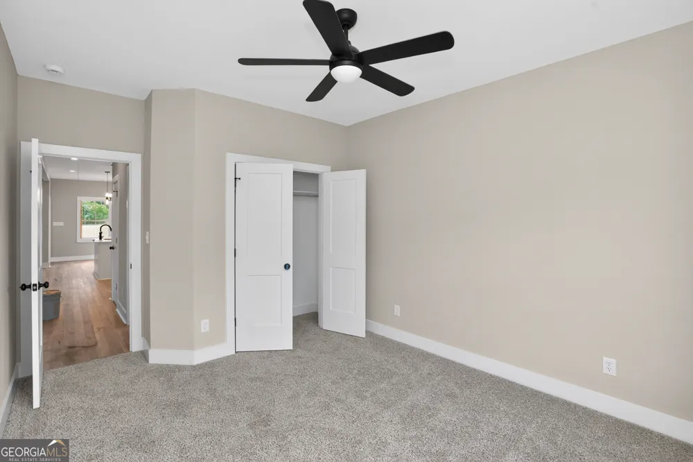 54 Melville Brown RD Williamson, GA 30292