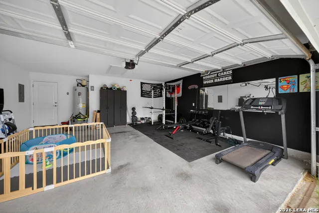 185 LARK HILL RD Floresville, TX 78114