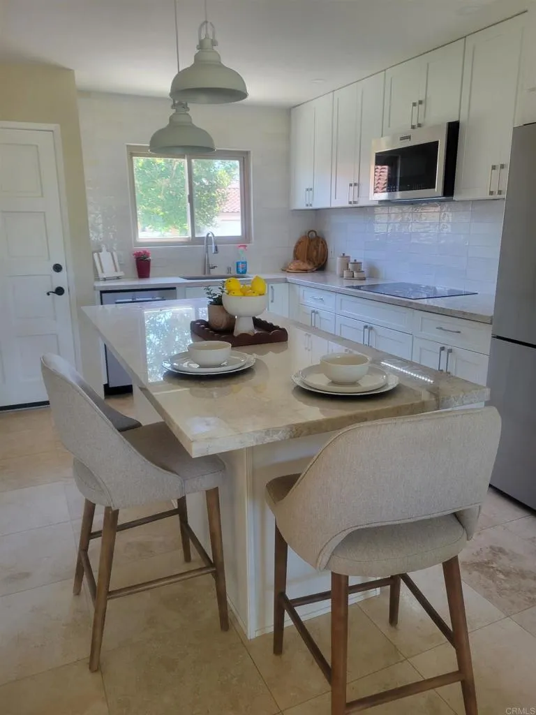 1809 Pleasantdale Drive Encinitas, CA 92024