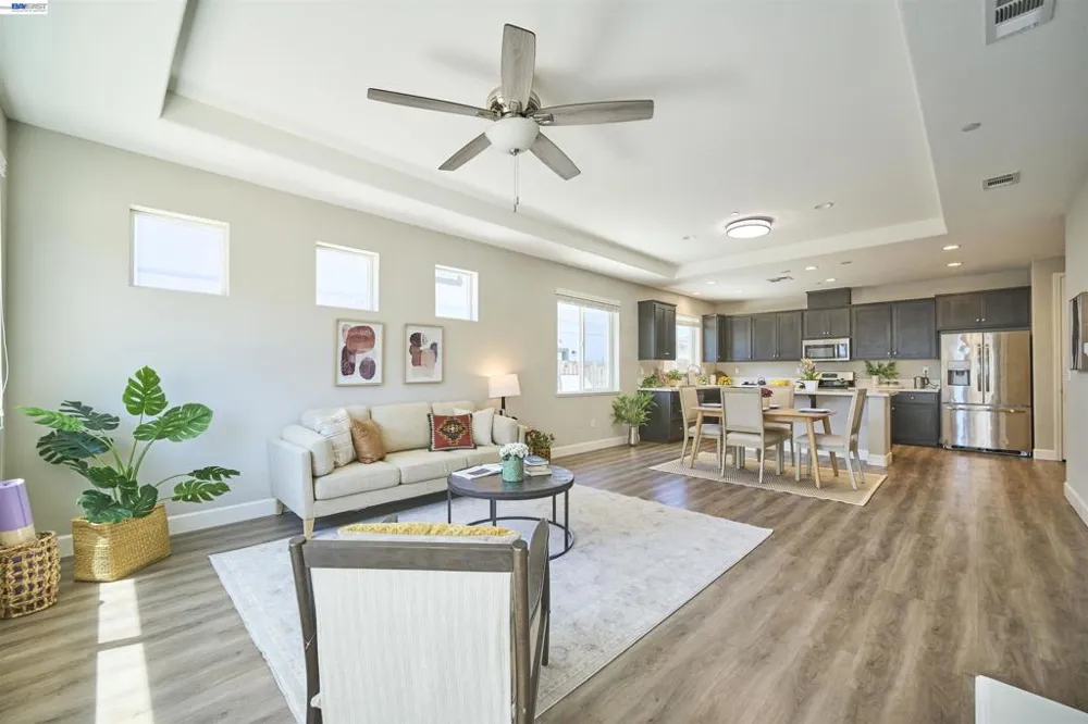 243 Gannet St Vacaville, CA 95688