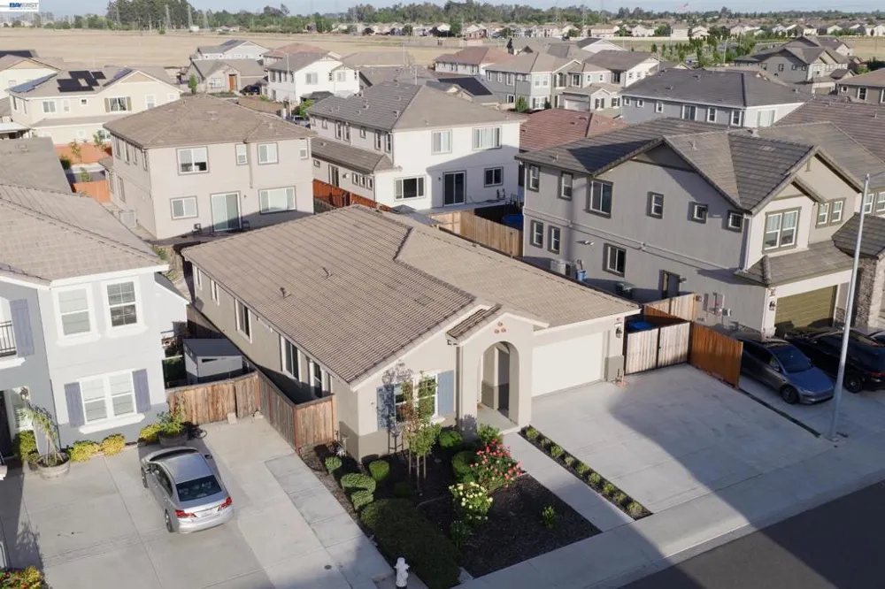 243 Gannet St Vacaville, CA 95688